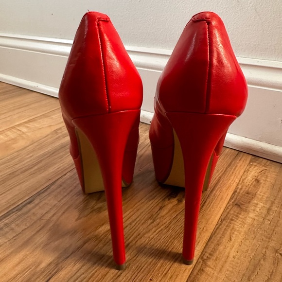 Steve Madden Stiletto Platform Heels - Picture 8 of 11